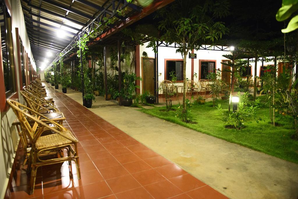 Zana Beach Guesthouse Sihanoukville Exteriör bild