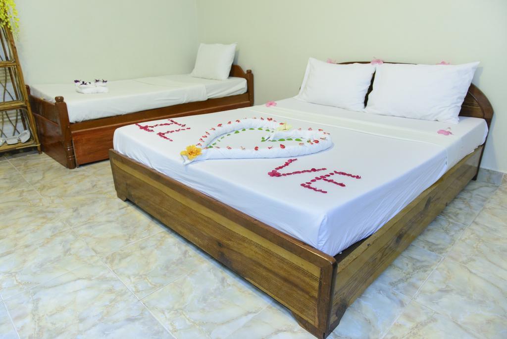 Zana Beach Guesthouse Sihanoukville Exteriör bild