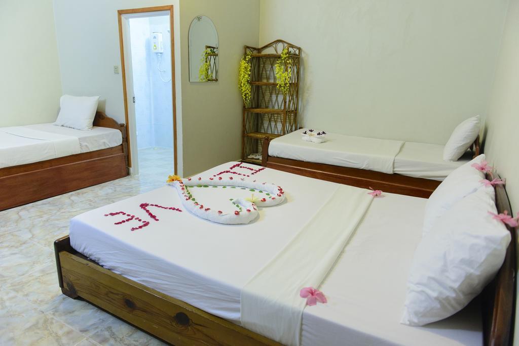 Zana Beach Guesthouse Sihanoukville Exteriör bild