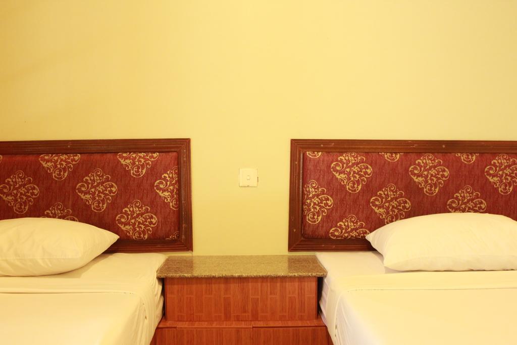 Zana Beach Guesthouse Sihanoukville Exteriör bild