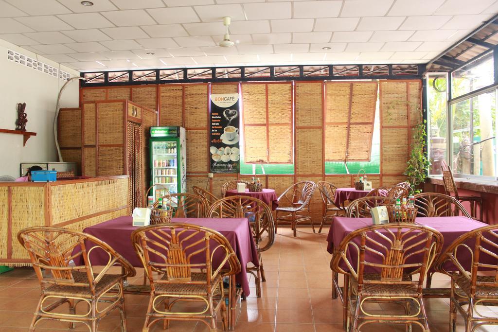 Zana Beach Guesthouse Sihanoukville Exteriör bild